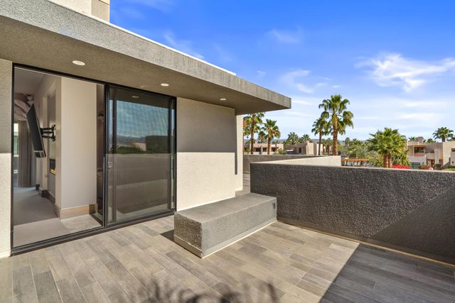 427 N Avenida Caballeros, Palm Springs, CA 92262