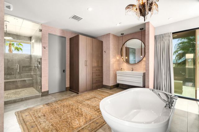 427 N Avenida Caballeros, Palm Springs, CA 92262