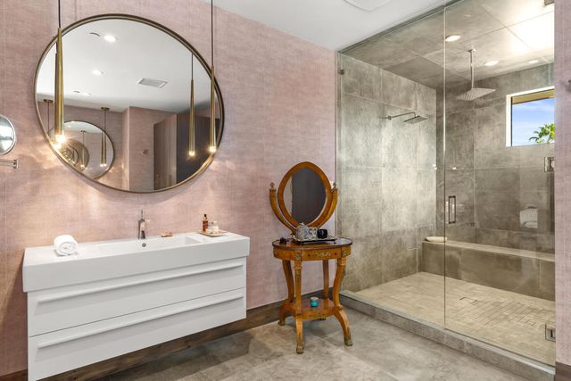 427 N Avenida Caballeros, Palm Springs, CA 92262