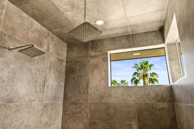 427 N Avenida Caballeros, Palm Springs, CA 92262