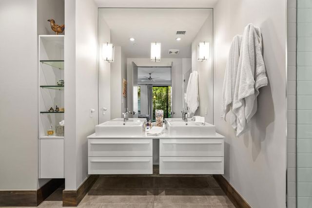 427 N Avenida Caballeros, Palm Springs, CA 92262