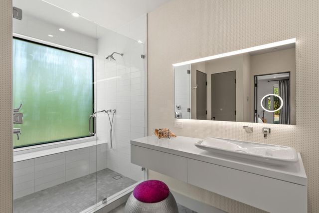 427 N Avenida Caballeros, Palm Springs, CA 92262