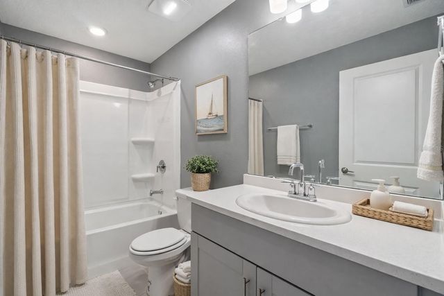 4431 ARLINGTON AVENUE, St Cloud, FL 34769