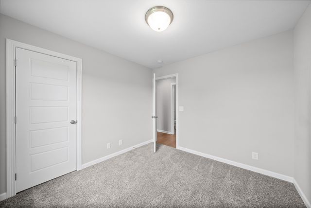 1493 Fredrick Dr, Clarksville, TN 37042
