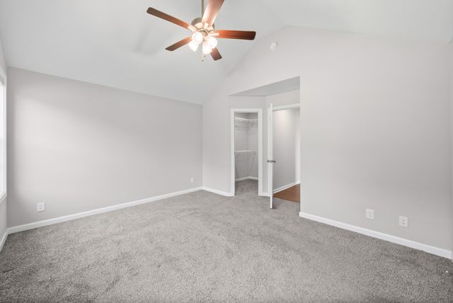1493 Fredrick Dr, Clarksville, TN 37042