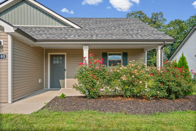 1493 Fredrick Dr, Clarksville, TN 37042