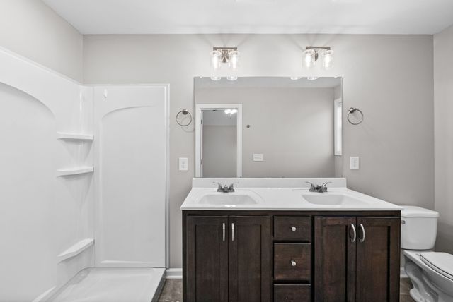 1493 Fredrick Dr, Clarksville, TN 37042