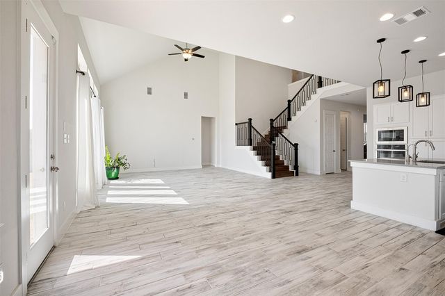 259 Silver PASS, Kyle, TX 78640