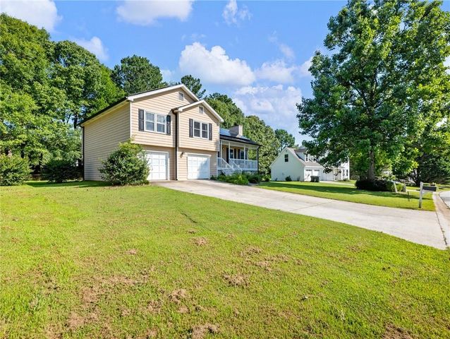 443 Rhett Drive, Loganville, GA 30052