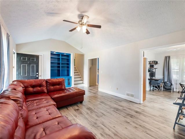 443 Rhett Drive, Loganville, GA 30052