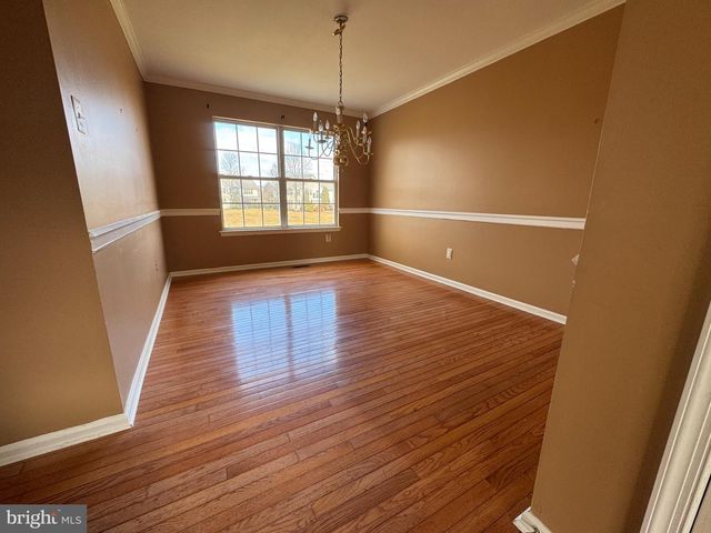 25 CASTLE DR, Royersford, PA 19468