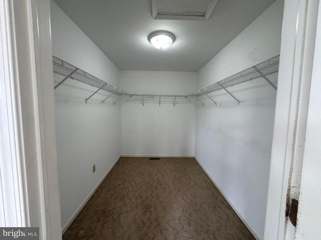 25 CASTLE DR, Royersford, PA 19468