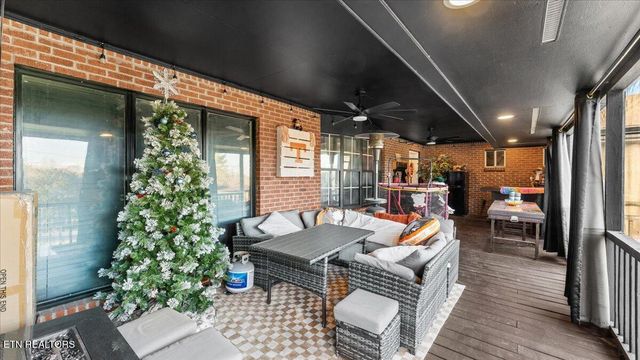 1414 Rosalyn Drive, Knoxville, TN 37914