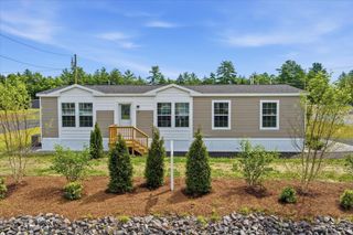 2 Wentworth Avenue, Tilton, NH 03276