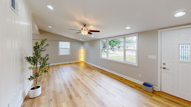 7517 Mildred Road, Machesney Park, IL 61115