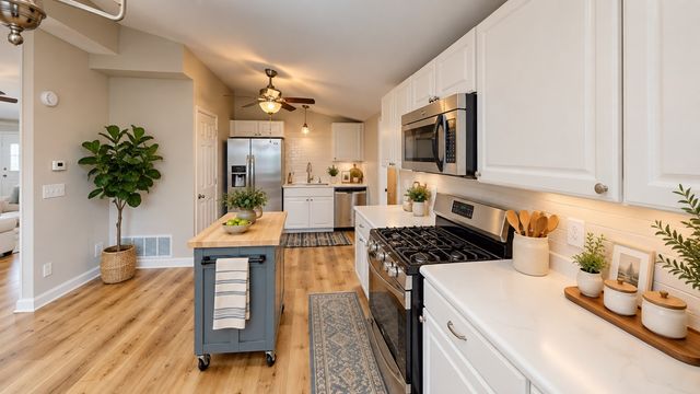 7517 Mildred Road, Machesney Park, IL 61115