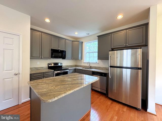 3639 GLOUSTER DR, North Beach, MD 20714