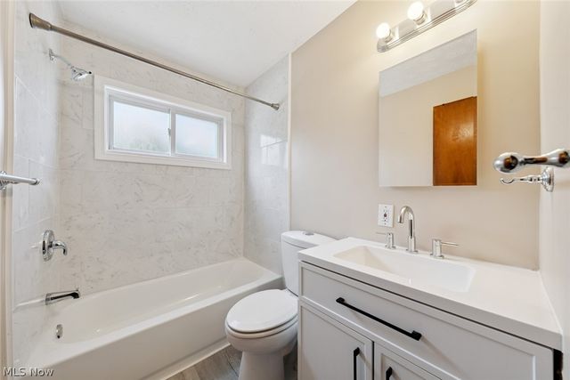 215 Dalepark Drive 5, Bedford, OH 44146