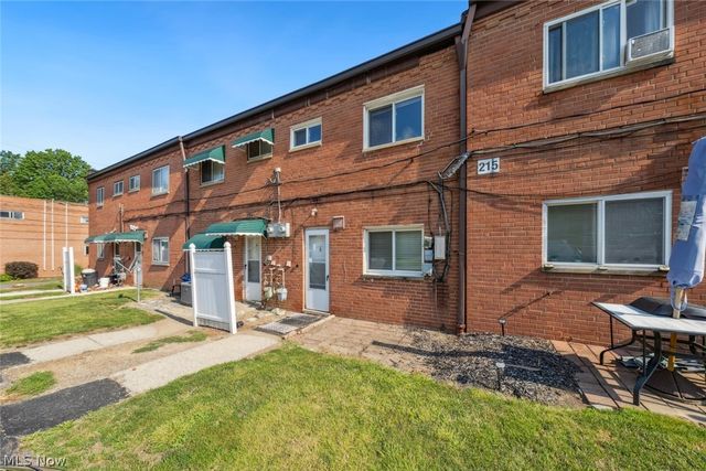 215 Dalepark Drive 5, Bedford, OH 44146