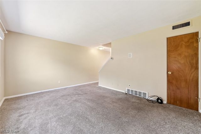 215 Dalepark Drive 5, Bedford, OH 44146
