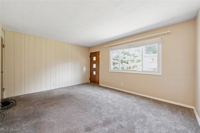 215 Dalepark Drive 5, Bedford, OH 44146