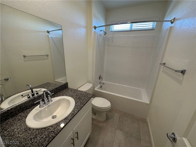 1621 South Pinedale Street, Pahrump, NV 89060