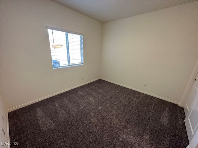 1621 South Pinedale Street, Pahrump, NV 89060