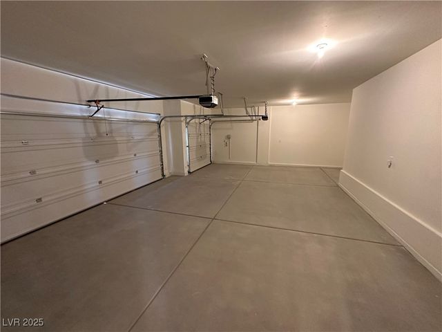 1621 South Pinedale Street, Pahrump, NV 89060