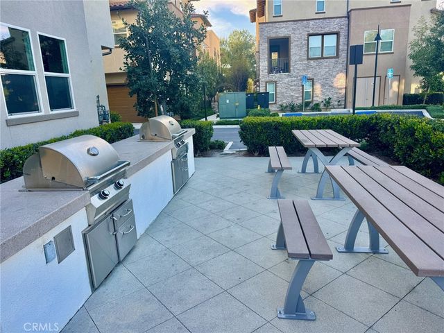 85 Hideaway Loop, Mission Viejo, CA 92691