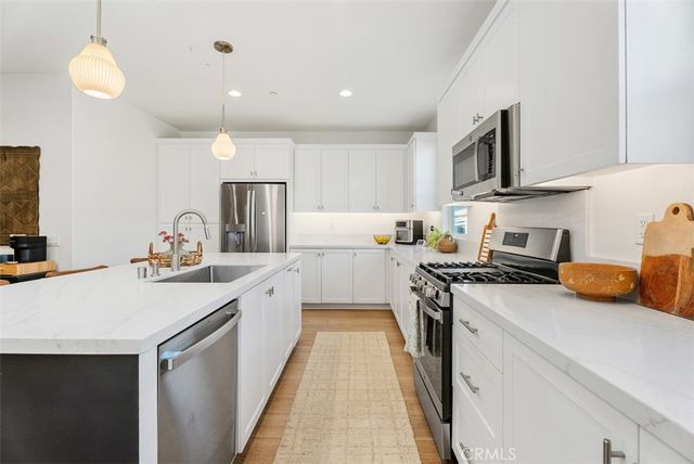 85 Hideaway Loop, Mission Viejo, CA 92691