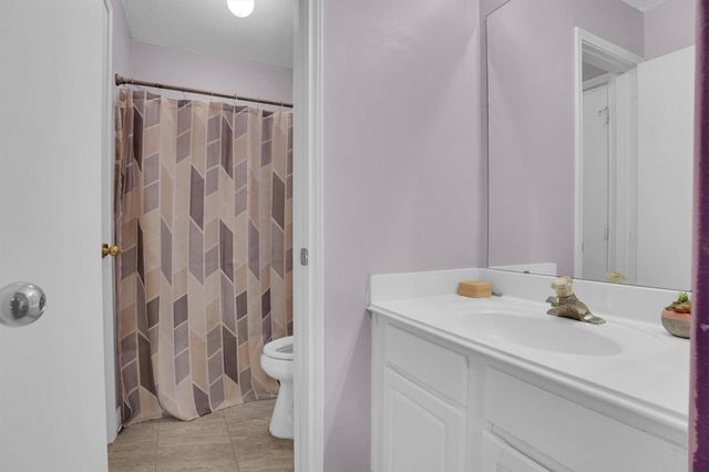 12919 Hammermill Lane, Houston, TX 77044