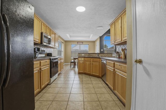 12919 Hammermill Lane, Houston, TX 77044