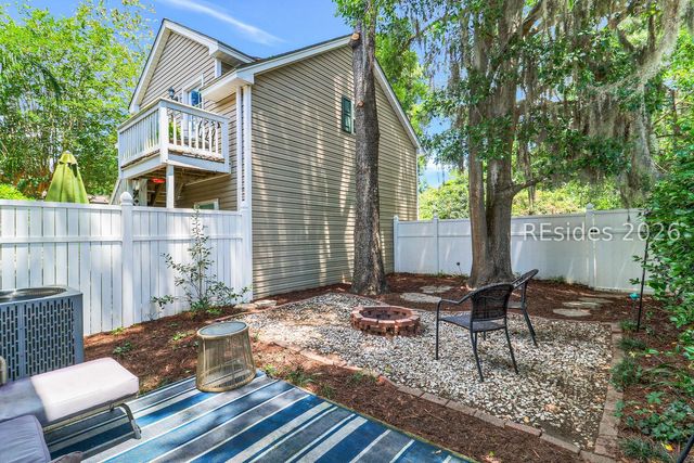 69 Regent Ave, Bluffton, SC 29910