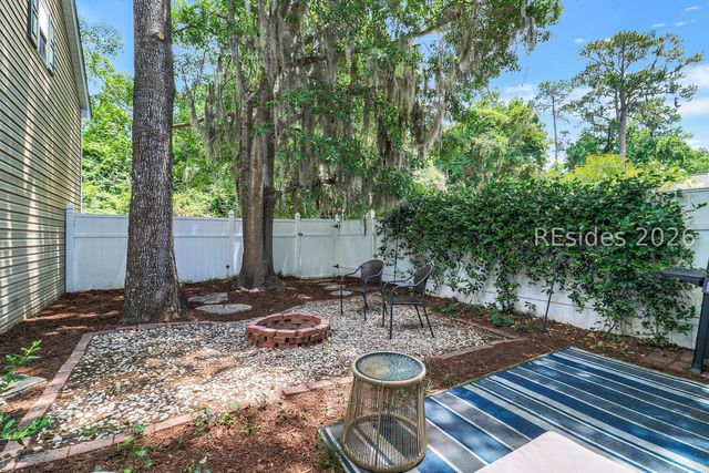 69 Regent Ave, Bluffton, SC 29910