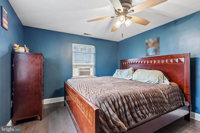7 HURFORD PL, Aston, PA 19014