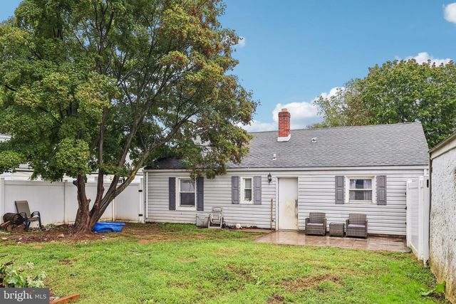 7 HURFORD PL, Aston, PA 19014