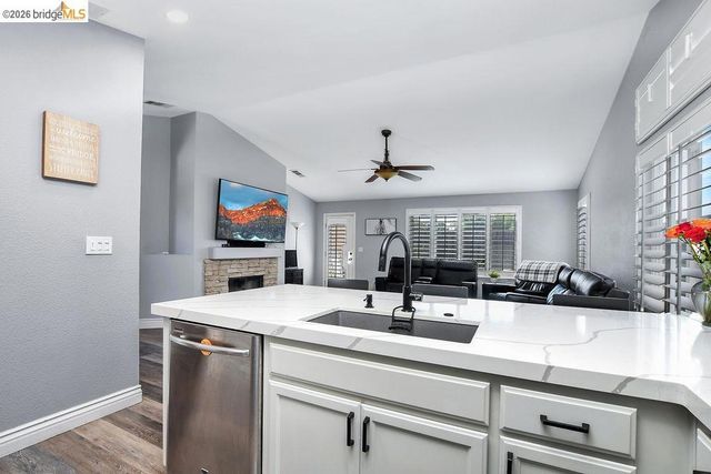 1230 Arlington Way, Brentwood, CA 94513