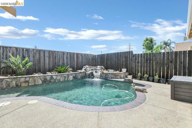 1230 Arlington Way, Brentwood, CA 94513