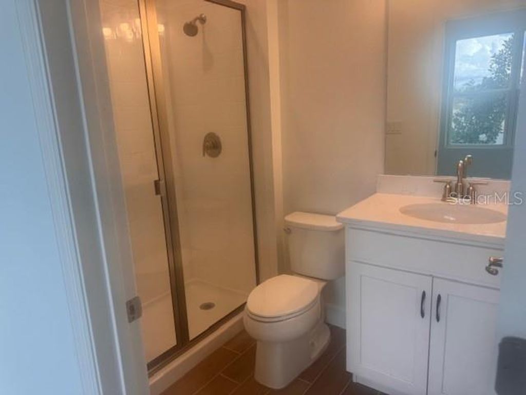 Image 2 of property listing at 4411 LAUREL SITE LOOP, Apopka, FL 32712