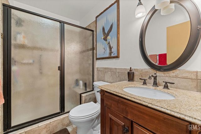2913 Harmony Drive, Bakersfield, CA 93306