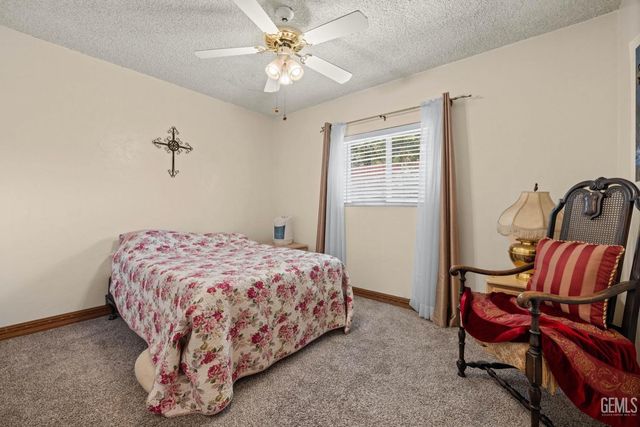 2913 Harmony Drive, Bakersfield, CA 93306