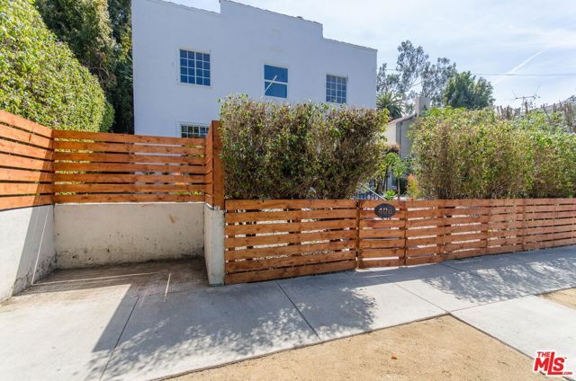 406 S Coronado Street, Los Angeles, CA 90057