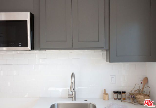 406 S Coronado Street, Los Angeles, CA 90057