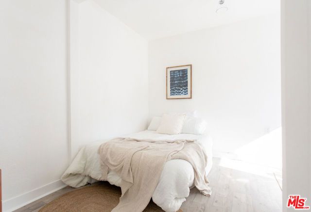 406 S Coronado Street, Los Angeles, CA 90057