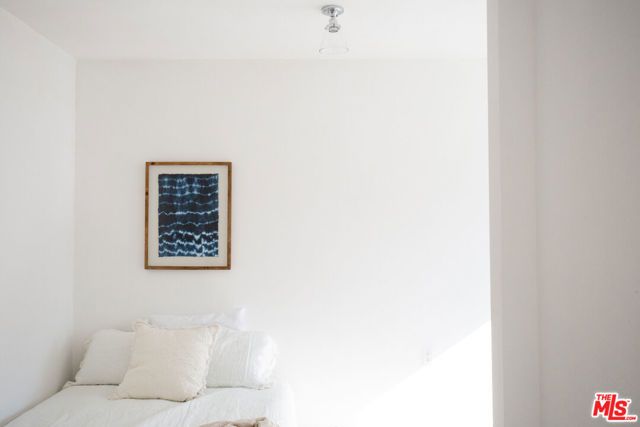 406 S Coronado Street, Los Angeles, CA 90057