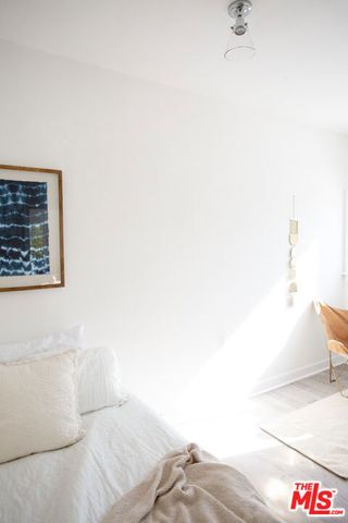 406 S Coronado Street, Los Angeles, CA 90057