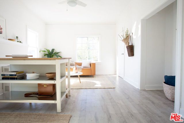 406 S Coronado Street, Los Angeles, CA 90057