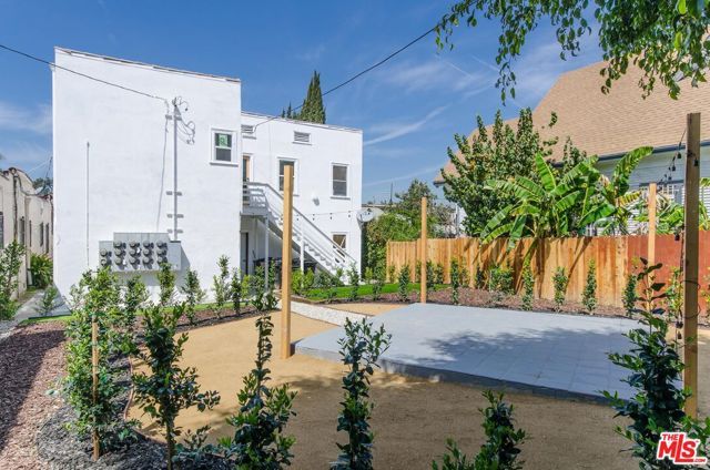 406 S Coronado Street, Los Angeles, CA 90057