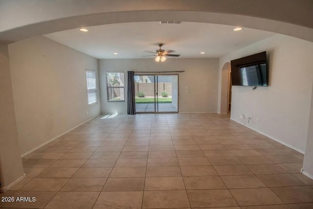 6384 W GEORGETOWN Way, Florence, AZ 85132
