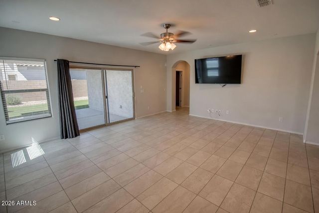 6384 W GEORGETOWN Way, Florence, AZ 85132